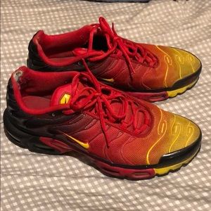 Nike air max! Good condition.